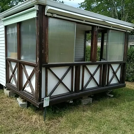 مكان تخييم Mobil-home Avec Terrasse - 2 Pers. - Api-1-52-1995